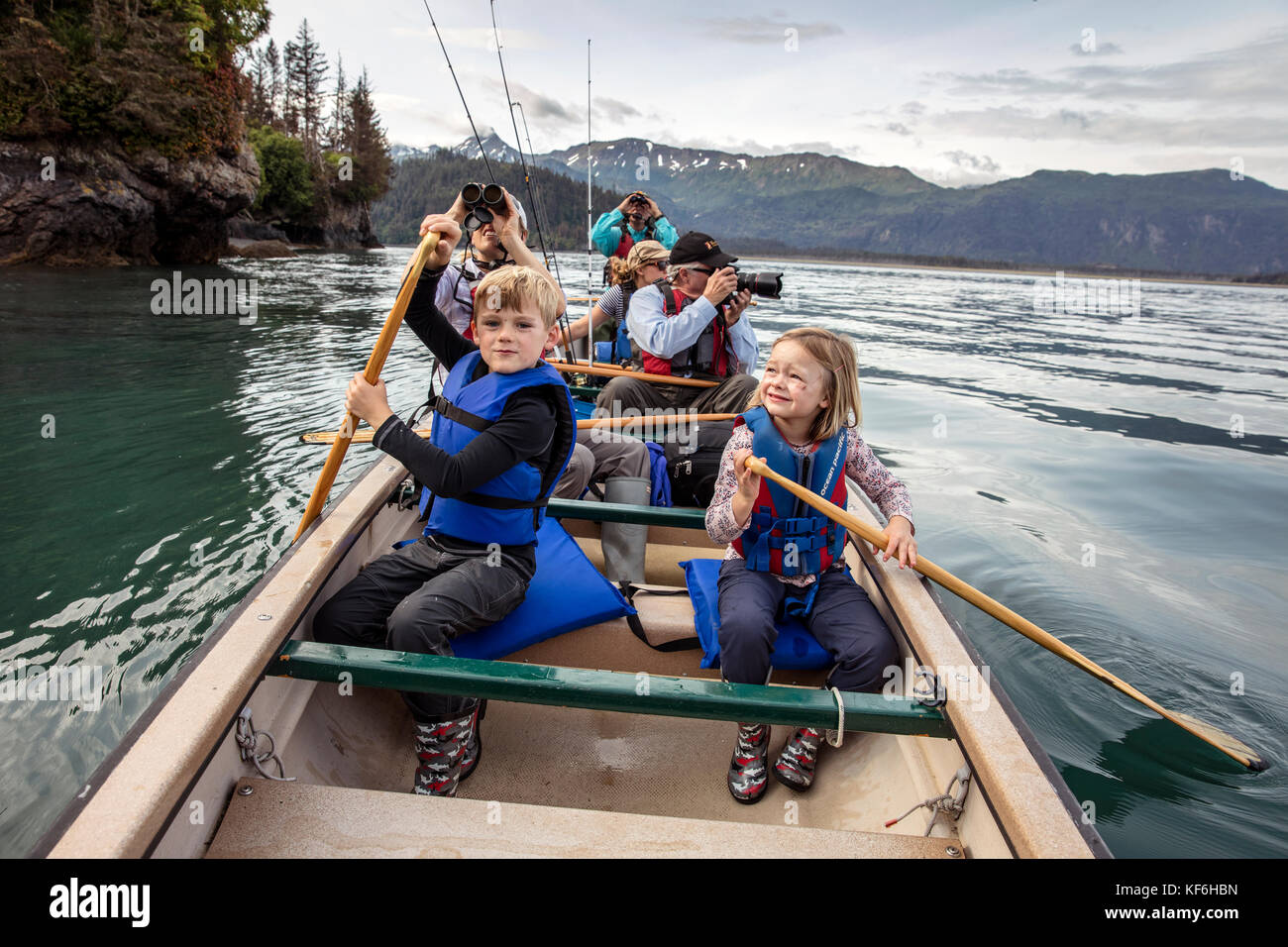 Usa, Alaska, Homer, China poot Bay, die Kachemak Bay, Rubrik aus der Kachemak Bay Wilderness Lodge mit dem Kanu Stockfoto