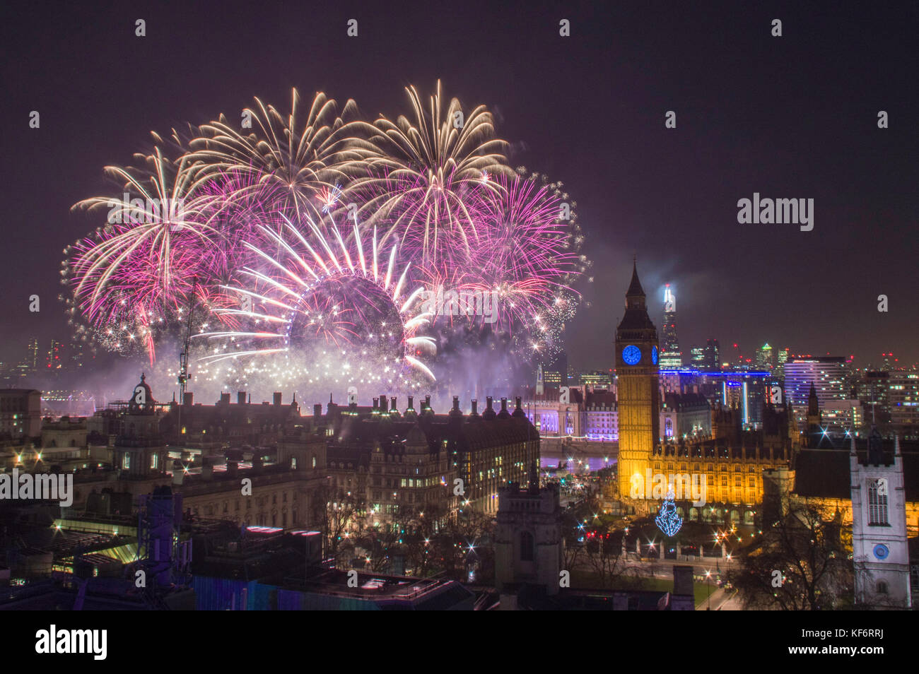 Der Bürgermeister von londons Neujahrsfeuerwerk zeigt Stockfoto