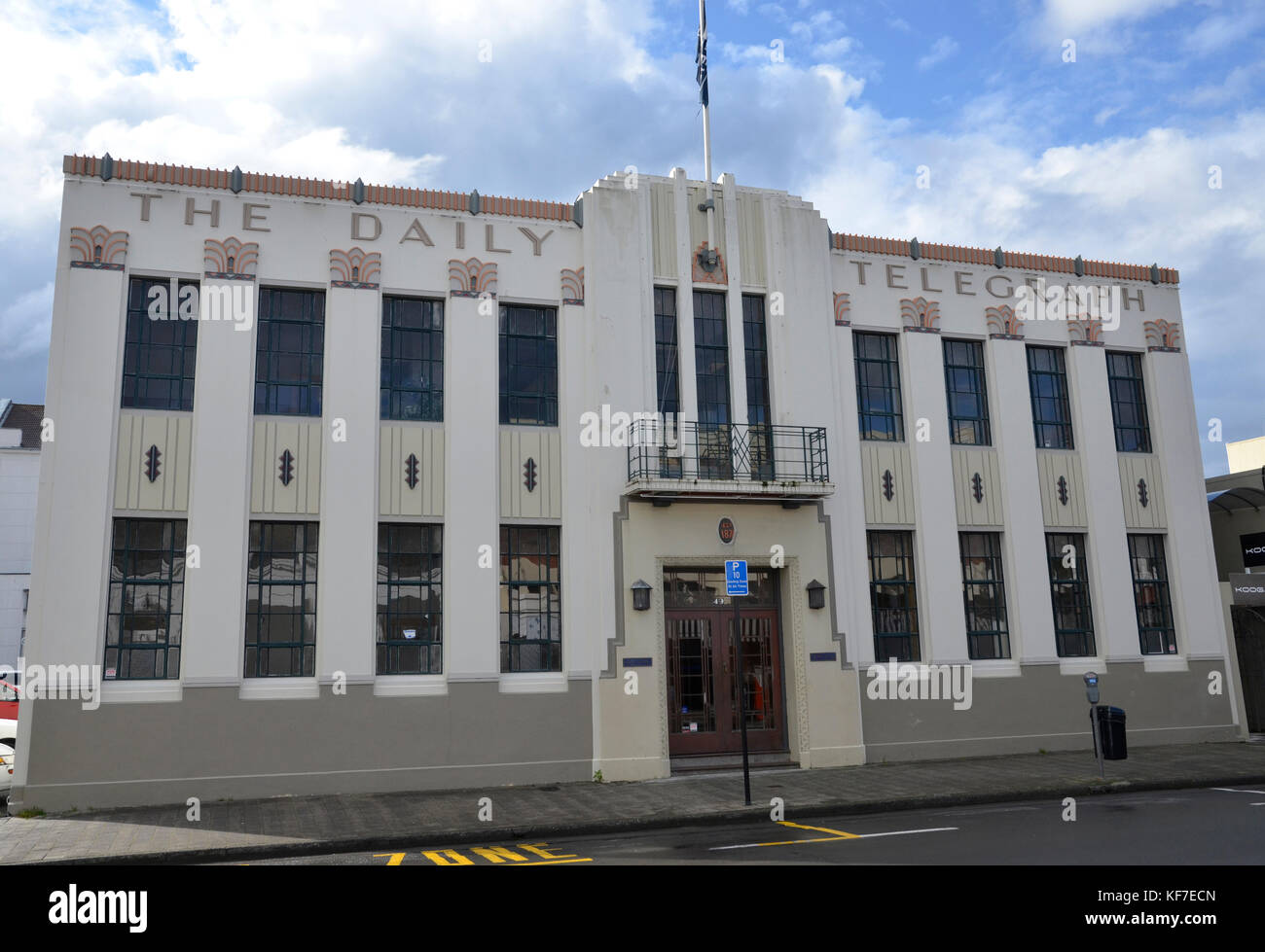 Der tägliche Fernschreiber, ein Gebäude im Art-Deco-Stil in Napier, Neuseeland. Die Stadt wurde im Art Deco Stil nach dem verheerenden Erdbeben wieder aufgebaut. Stockfoto