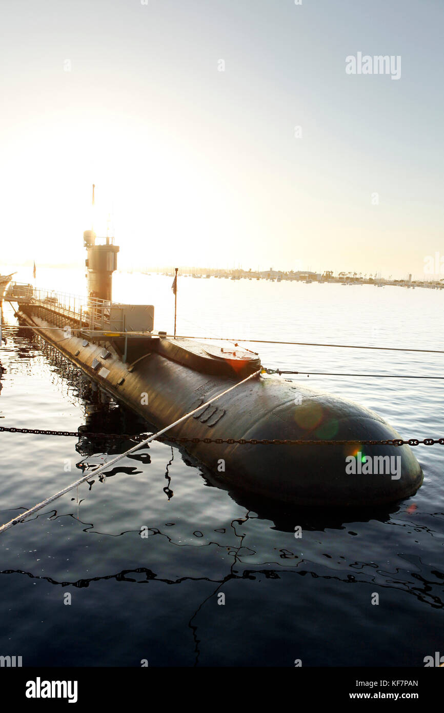 Usa, Kalifornien, San Diego, einem alten U-Boot dorminant liegt in der Bucht von San Diego Stockfoto