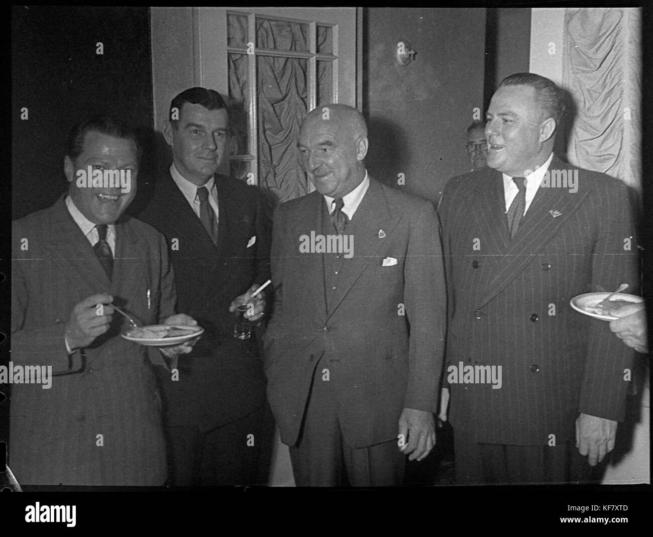 26732 Cocktail Party im amtsboten Stockfoto