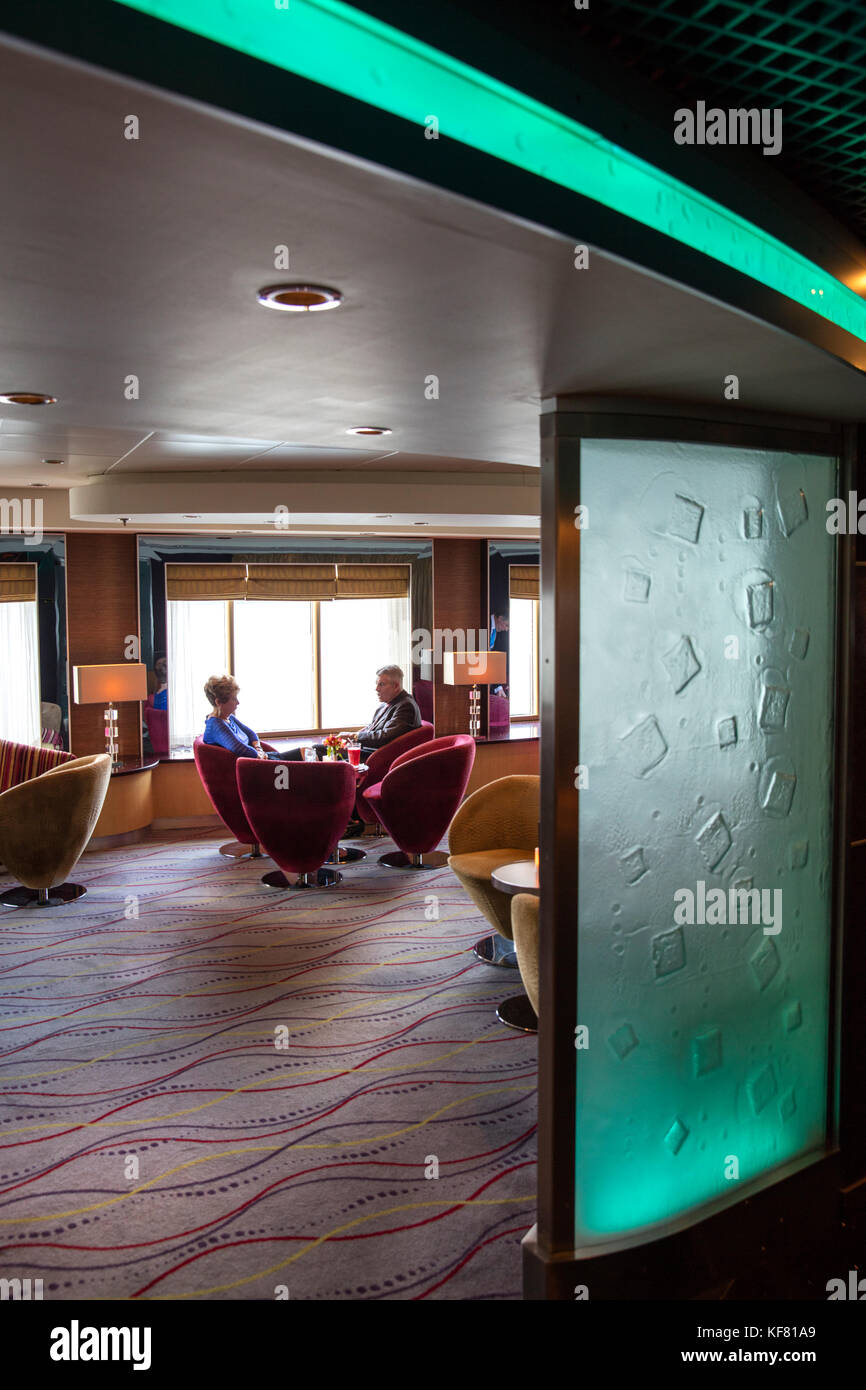 Usa, Alaska, Glacier Bay, Pinnacle Bar, die an Bord der ms Oosterdam befindet. Stockfoto