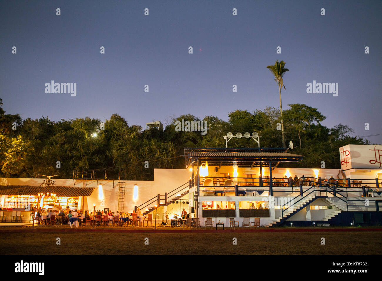 Mexiko, San Pancho, San Francisco, La patrona Polo Club, Abendunterhaltung und Essen nach dem Match, lokale Mariachi Musik Stockfoto
