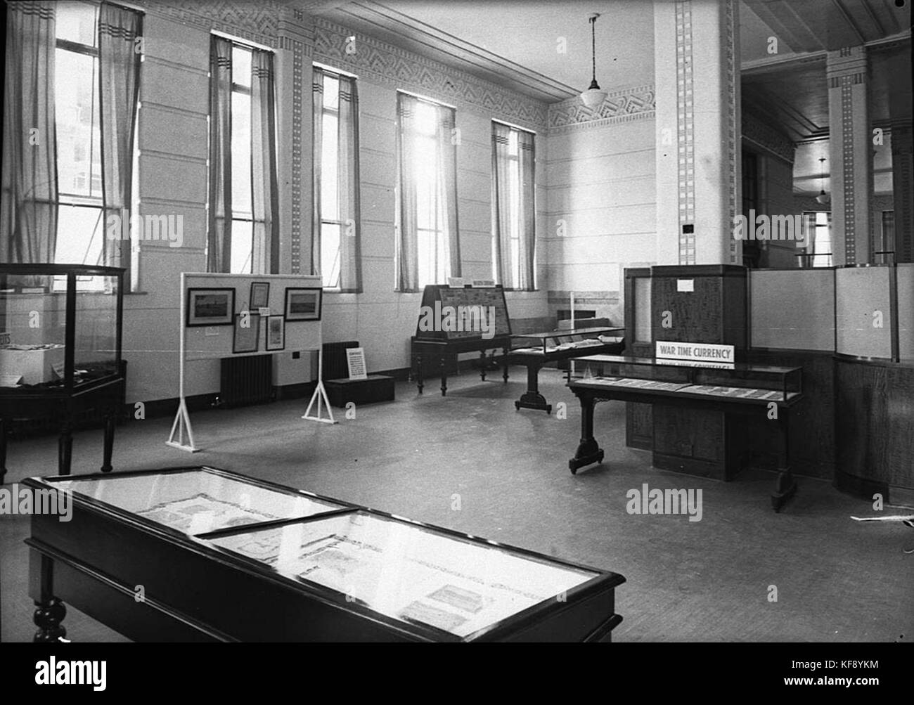 17242 Historische Darstellung im ländlichen Bank Gebäude Stockfoto