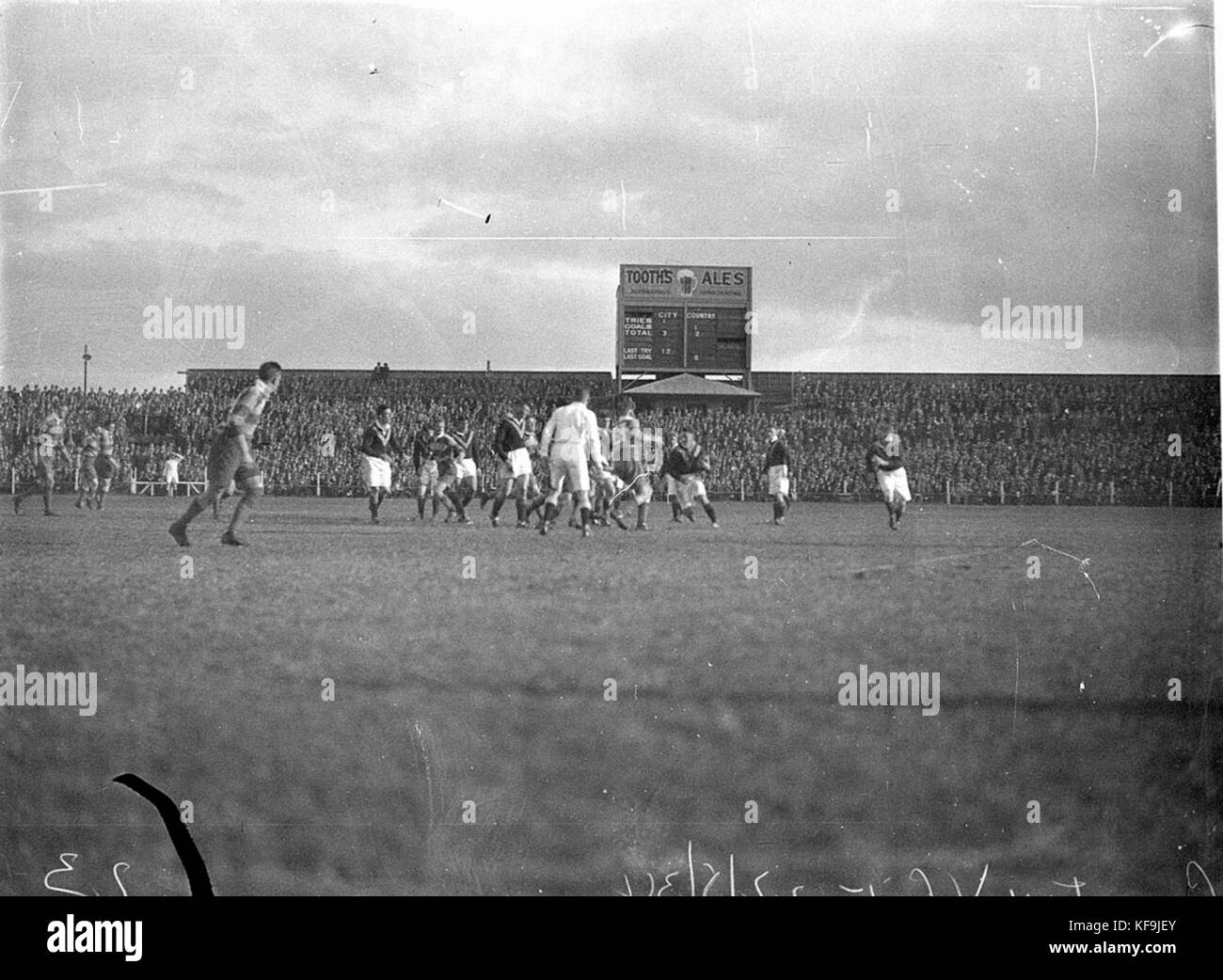 42171 Rugby League City v Land am Sportplatz Stockfoto