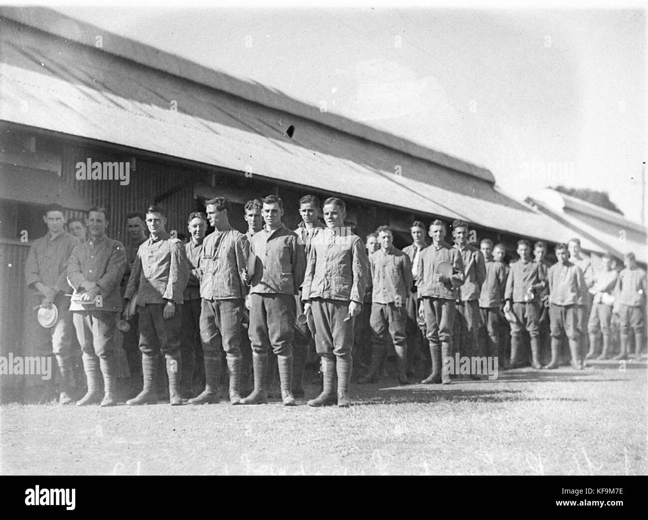442583 der Erste Weltkrieg Warteschlange Rekruten für Verwirrung Stockfoto
