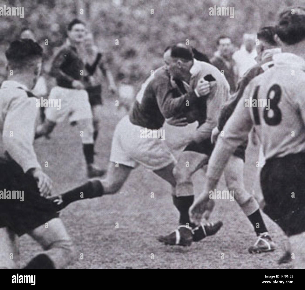 Das Grand Final 1944 zwischen Balmain und Newtown war ein bedeutendes Rugbyspiel in Australien. Er unterstreicht die Wettbewerbscharakter des Sports und seine Bedeutung für die australische Sportgeschichte in den 1940er Jahren Stockfoto
