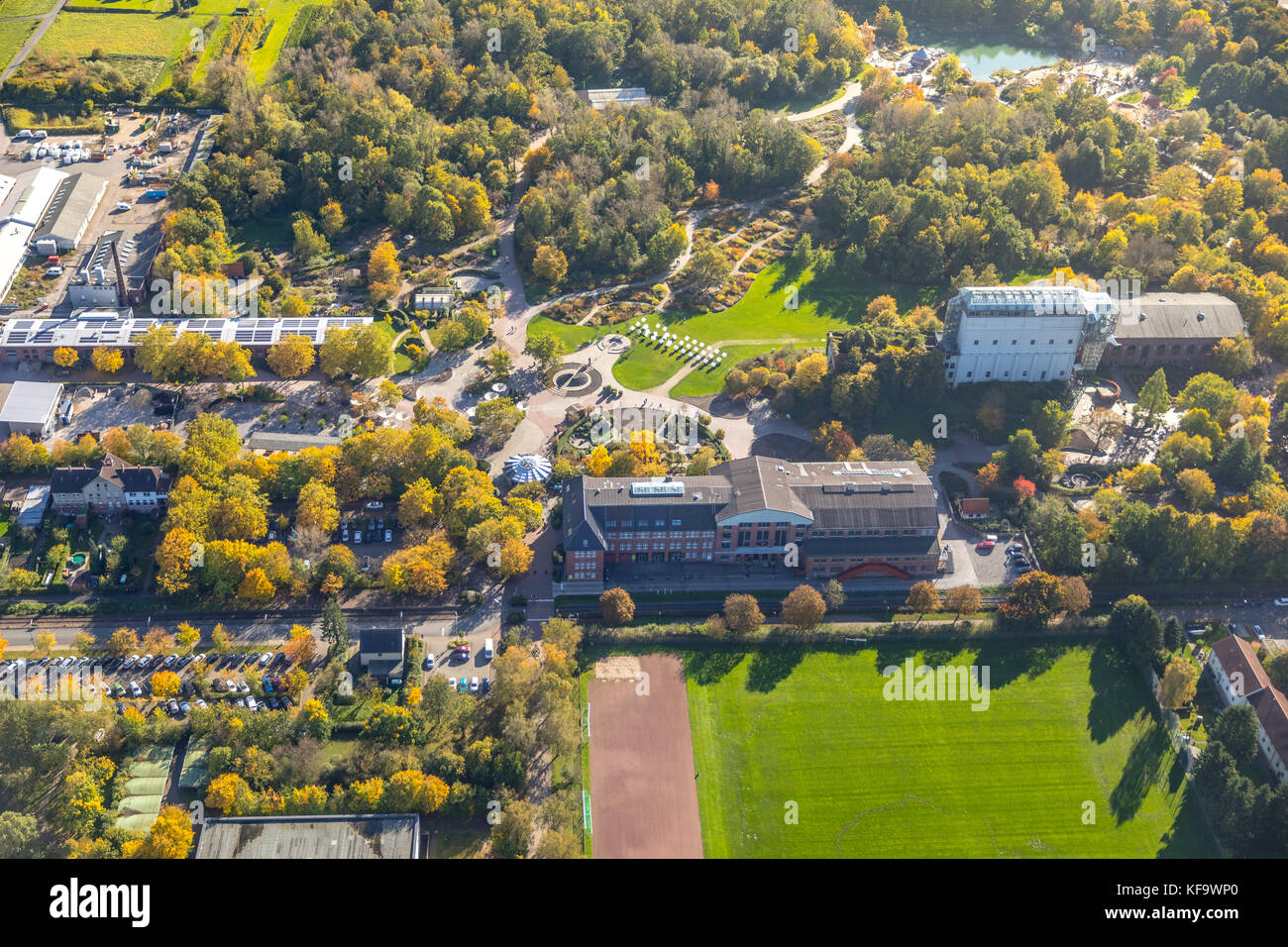 Maxipark vor und Nebengebäude, Maxi Park, Maxi Park, ehemaliger