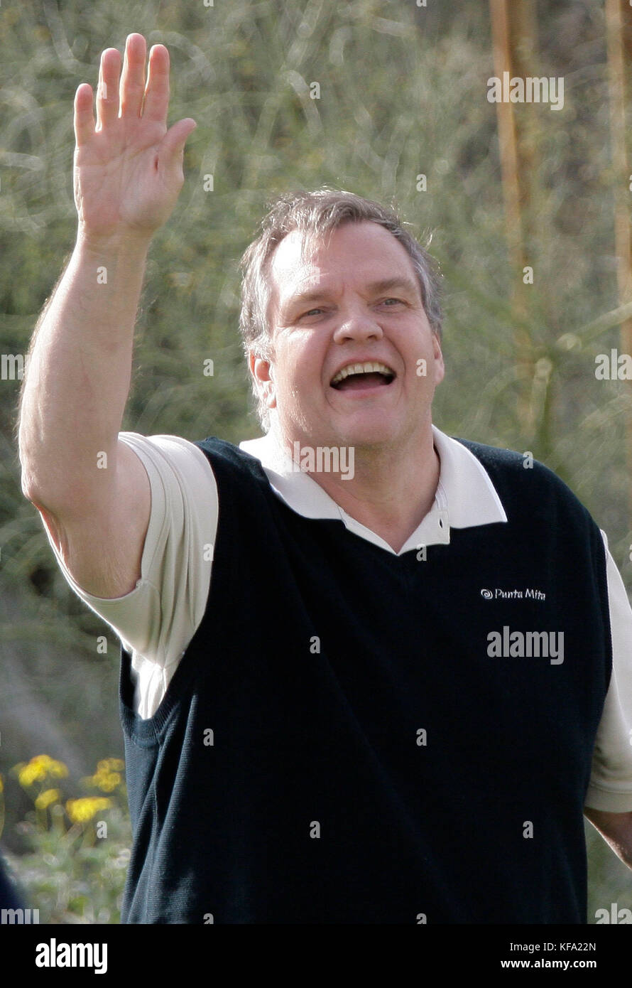 Sänger Meat Loaf winkt den Fans am Mittwoch, den 16. Januar 2008, beim Bob Hope Chrysler Classic im Silver Rock Resort in La Quinta, CA zu. Foto: Francis Specker Stockfoto