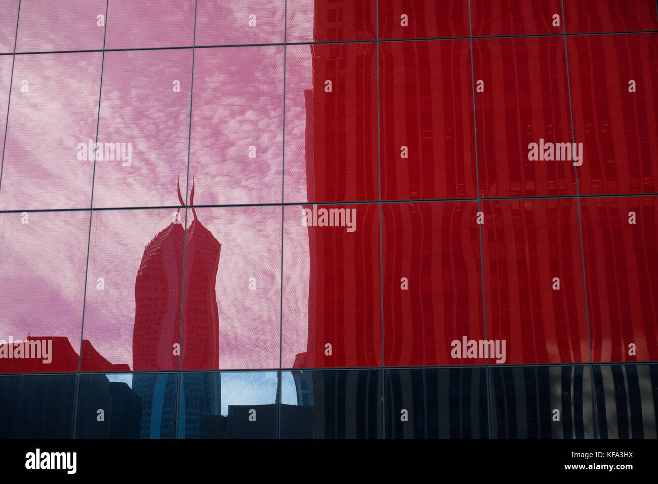 Nahaufnahme von Chicago Wolkenkratzer mit Reflexionen auf Glas Stockfoto