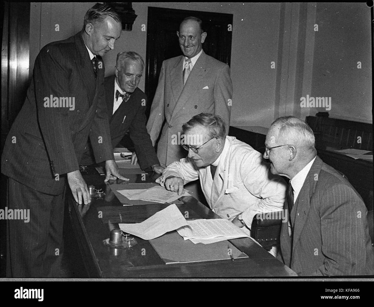 33581 Kulturzentrum Sondertagung des Rates und die Mitglieder anzeigen Modell der Gedenkstätte Stockfoto