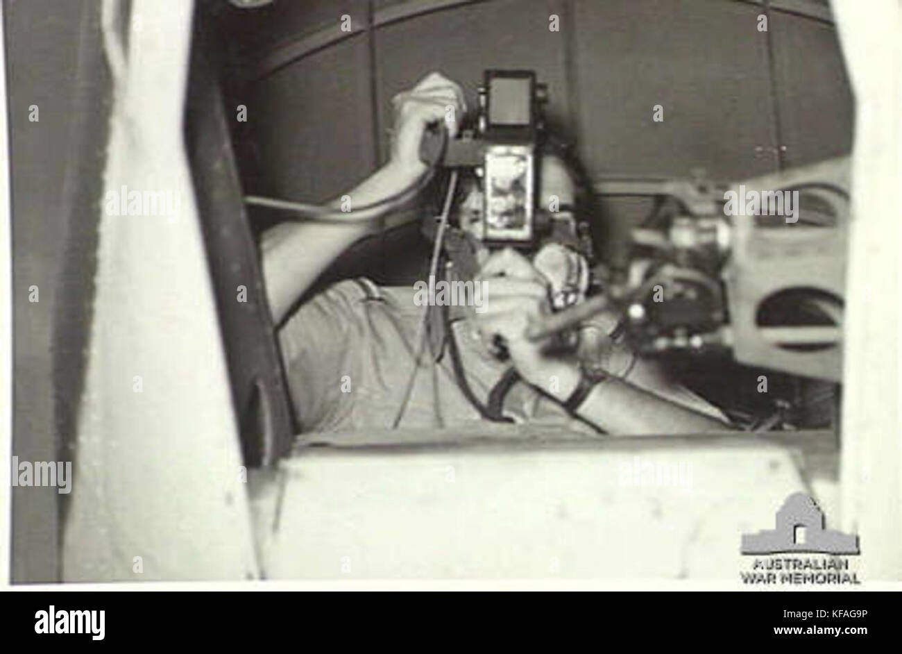 Flying Officer Stroud von 67 Squadron RAAF AWM 050512 Stockfoto