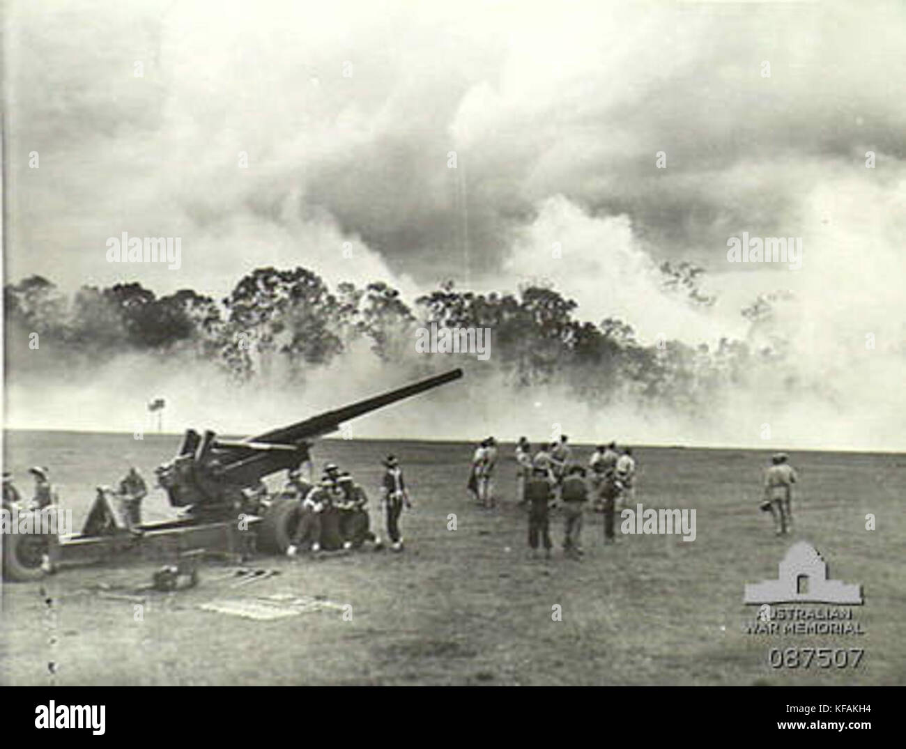 155-mm-Kanone Queensland Feb 1945 AWM 087507 Stockfoto