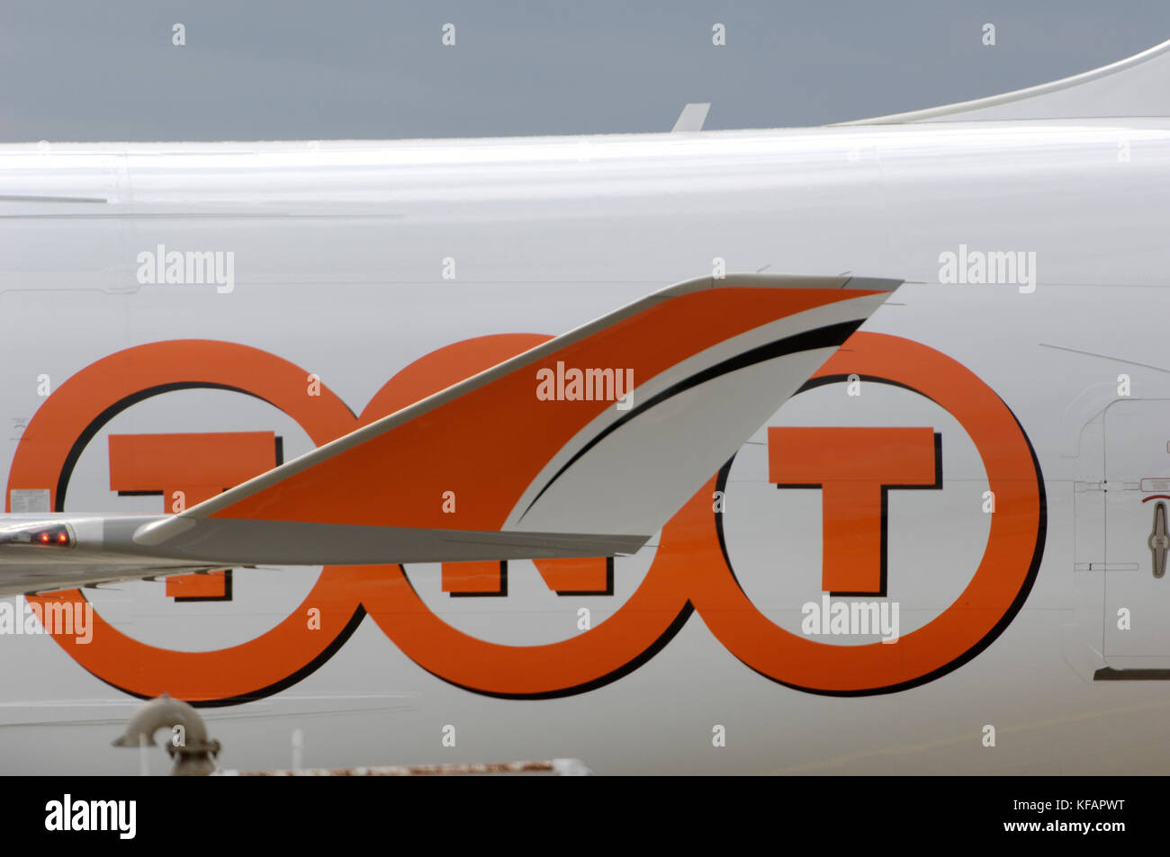 Winglet und Rumpf einer TNT Airways Boeing 747-400 Stockfoto