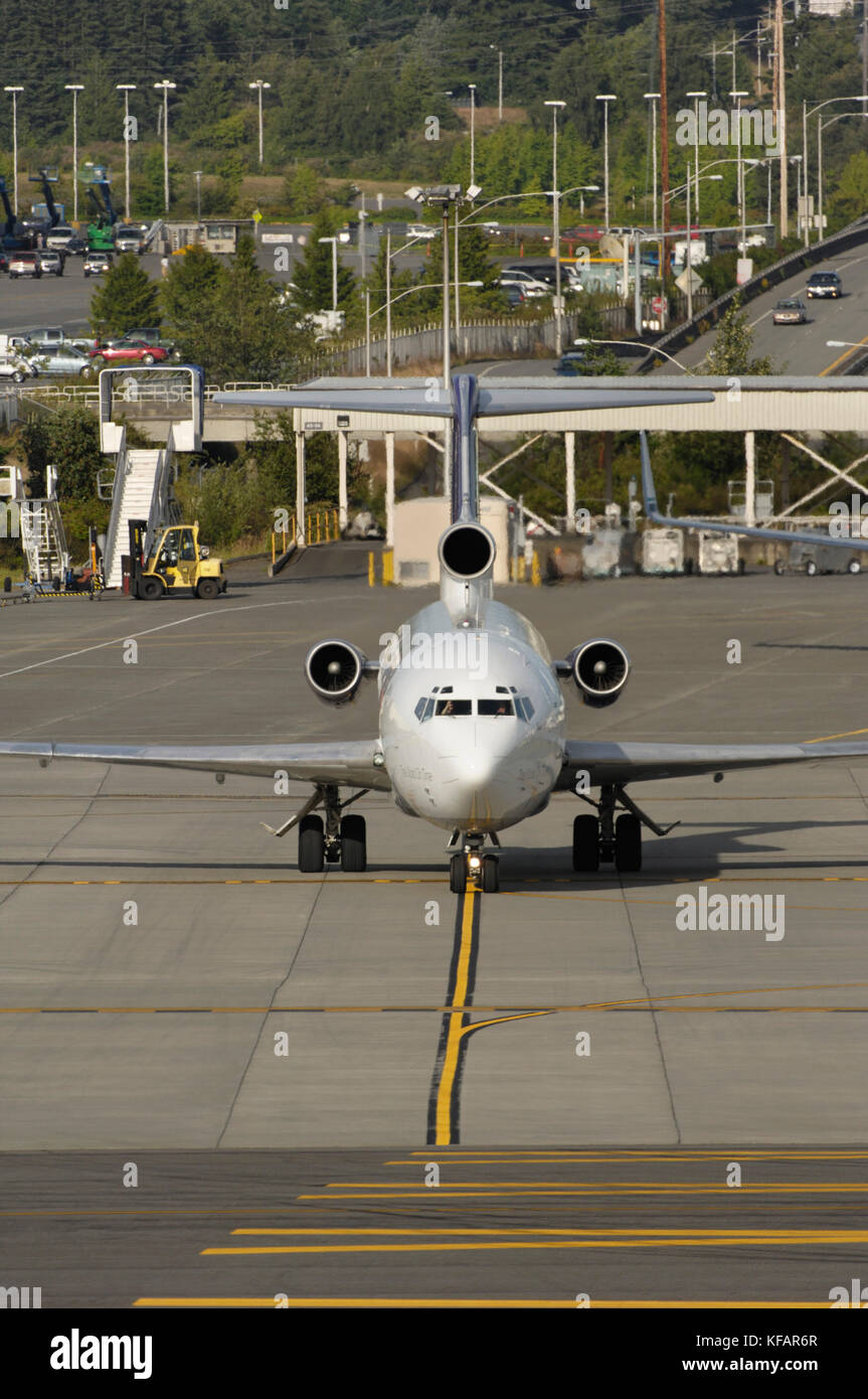 Ein FedEx Boeing 727-200rollen. Teil des besonderen Boeing 7-Serie airliner Kunden airshow Feiern am Vorabend der 787 Dream Liner-roll Stockfoto