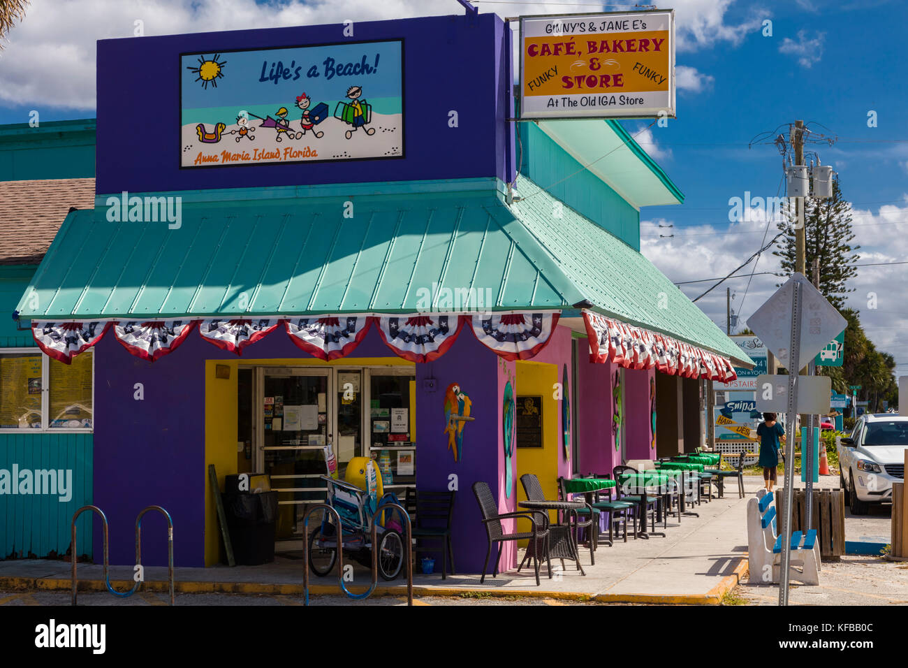 Ginnys und Jane e's Cafe und an der Küste in der Stadt von Anna Maria auf Anna Maria Island, Florida, United States Stockfoto