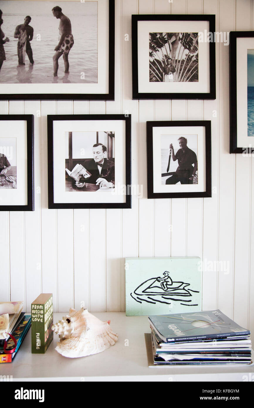 Jamaika Oracabessa. Die Lobby mit Fotos von Ian Fleming und James Bond Goldeneye Hotel und Resort. Stockfoto