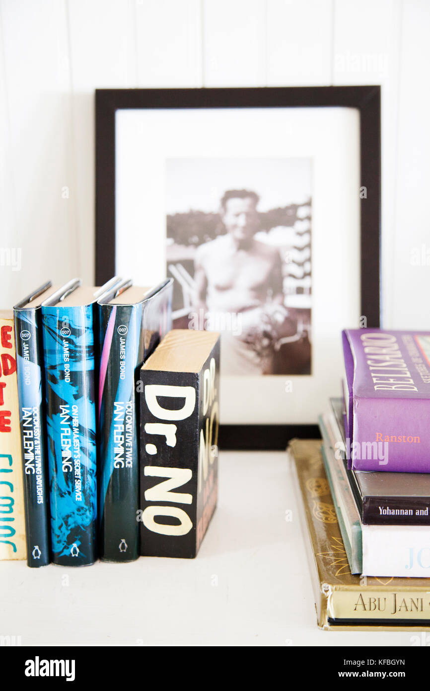 Jamaika Oracabessa. Die Lobby mit Fotos von Ian Fleming und James Bond Goldeneye Hotel und Resort. Stockfoto