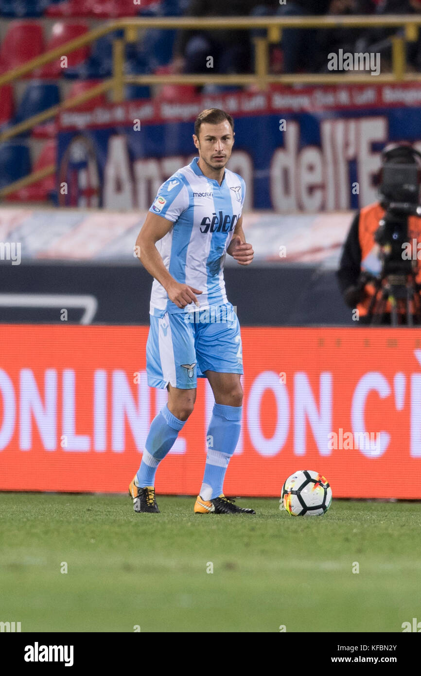 Bologna, Italien. 25 Okt, 2017. Stefan radu (Latium) Fußball: Die italienische Erie eine "Übereinstimmung zwischen FC Bologna 1-2 ss Lazio im Stadio Renato Dall'ara in Bologna, Italien. Credit: Maurizio borsari/LBA/alamy leben Nachrichten Stockfoto