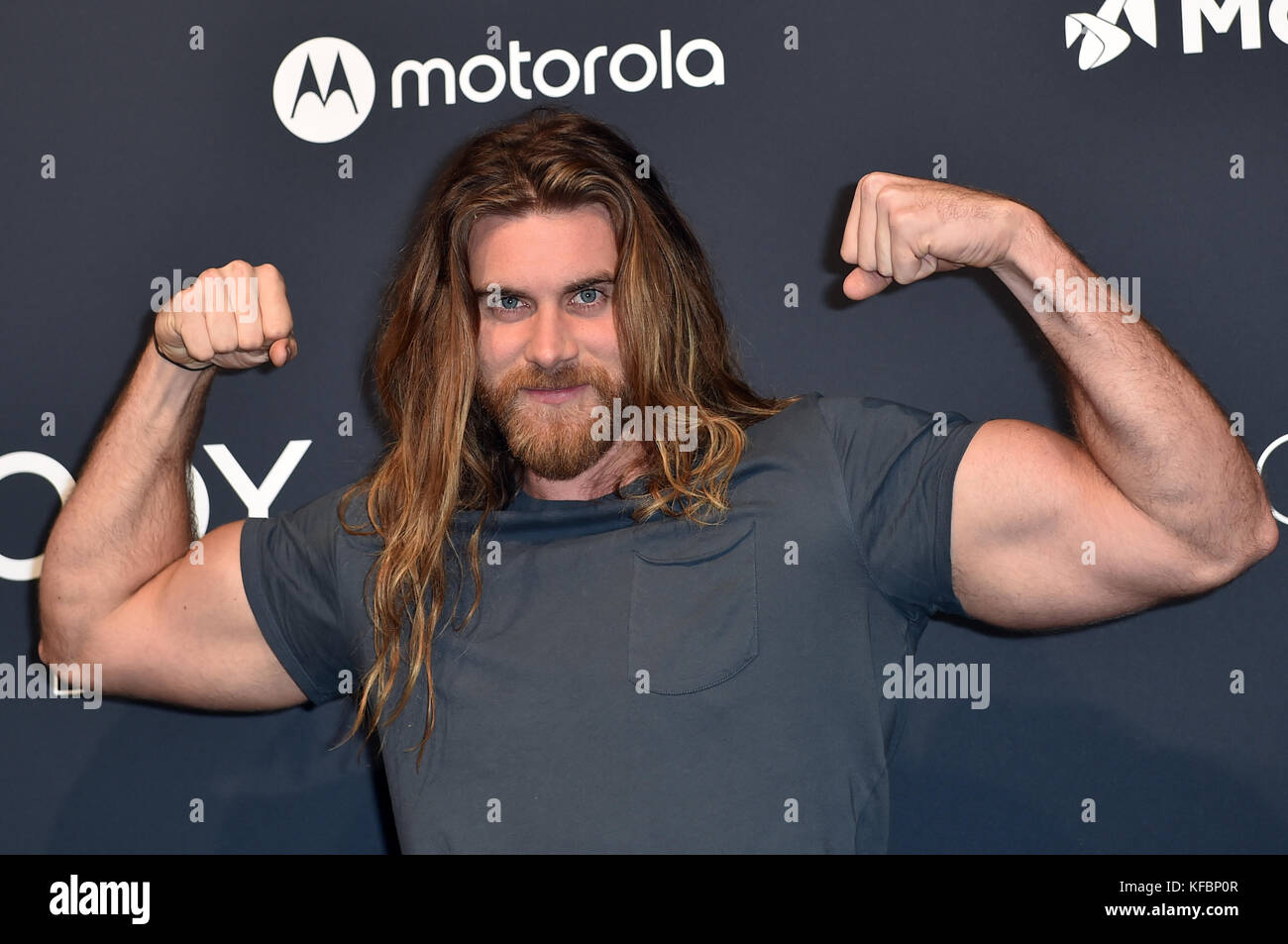 Berlin, Deutschland. Oktober 2017. Model Brock O'Hurn kommt beim New Body Award im Tempodrom in Berlin, Deutschland, am 26. Oktober 2017 an. Quelle: Britta Pedersen/dpa/Alamy Live News Stockfoto