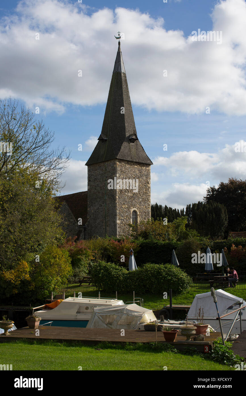 Fordwich St Mary's Church, Pilgerfahrt nach Canterbury, der Teil der Alten gehen 220 800 Pilger auf dem Weg von Southampton nach Canterbury, England, Großbritannien Stockfoto