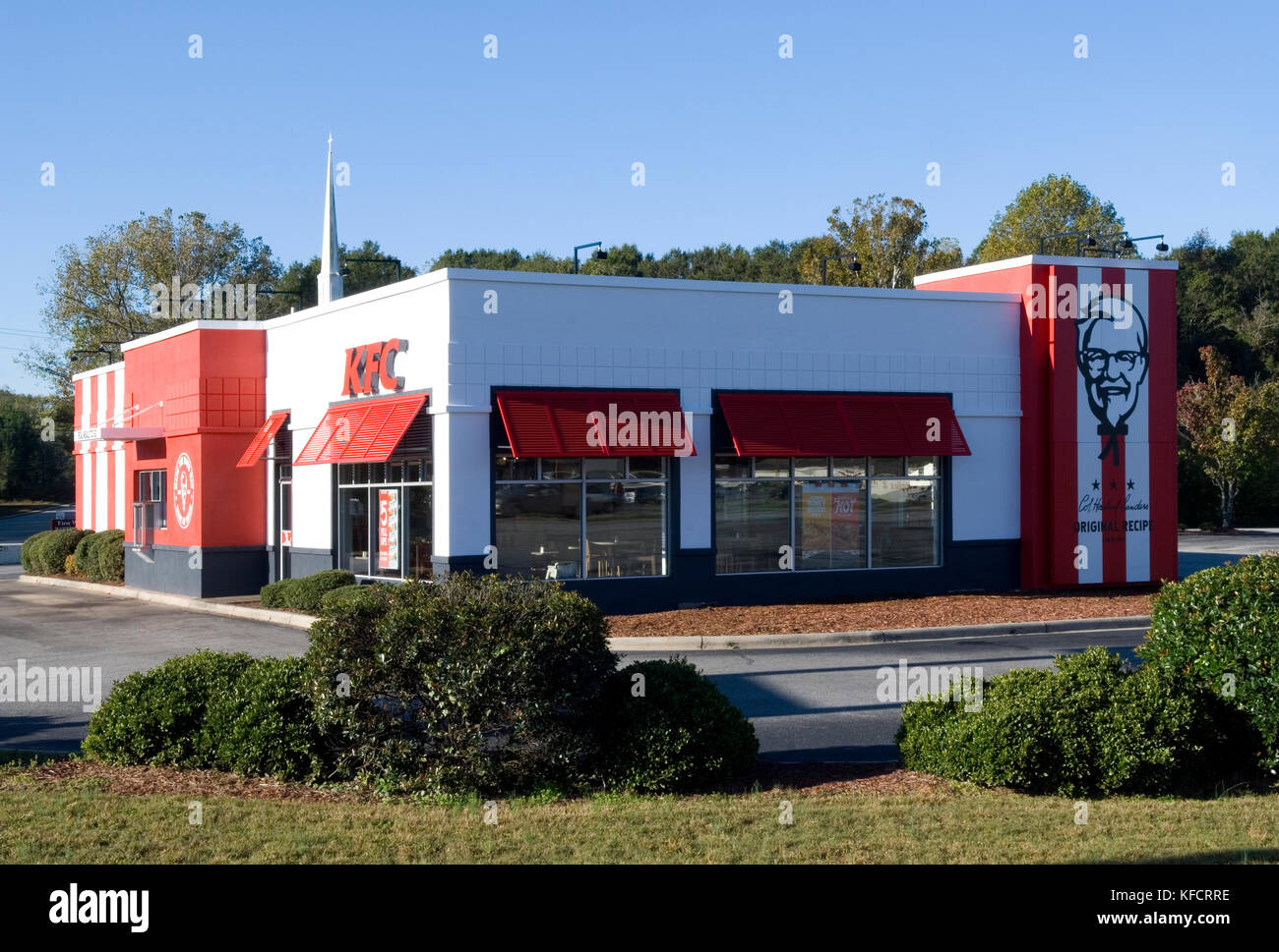 Gebäude Exterieur von Kentucky Fried Chicken Restaurant, USA. Stockfoto