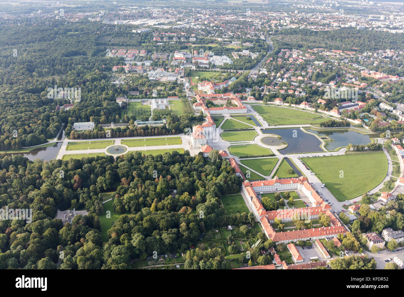 Luftaufnahme von Schloss Nymphenburg (Schloss Nymphenburg), München, Bayern, Deutschland Stockfoto