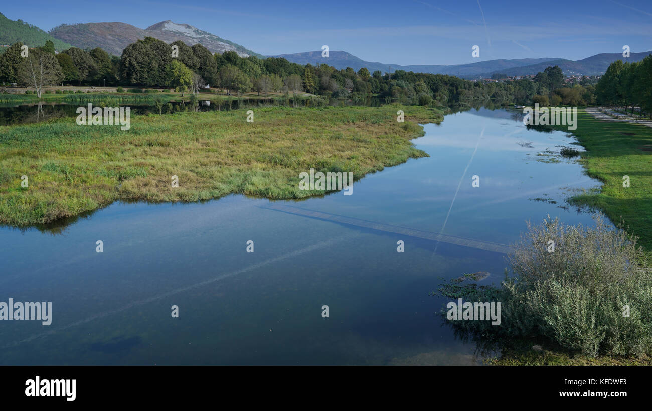 Rio Lima, in der Nähe von Ponte de Lima, Camino de Santiago, Portugal Stockfoto