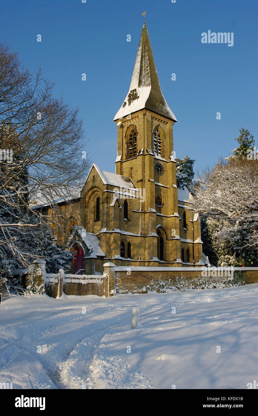 St. Peters Kirche, southborough insnow Stockfoto