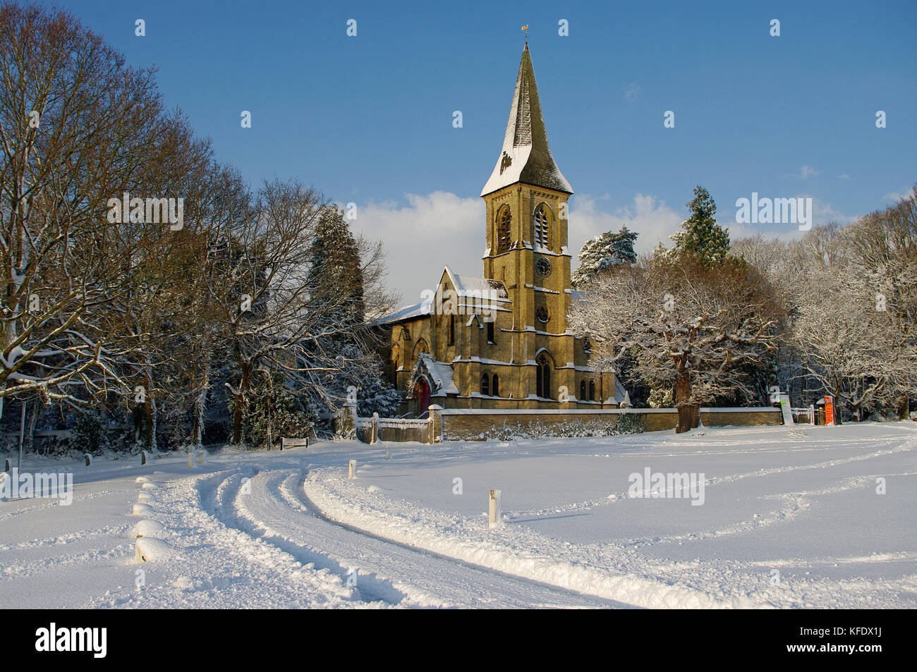 St. Peters Kirche, southborough insnow Stockfoto