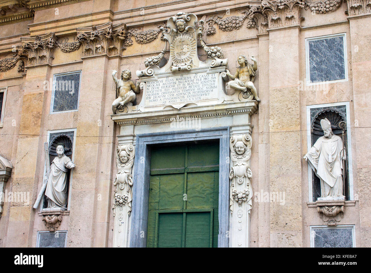 Die Chiesa del Gesù e dei Santi Ambrogio e Andrea, eine barocke Kirche im Zentrum von Genua, Italien Stockfoto