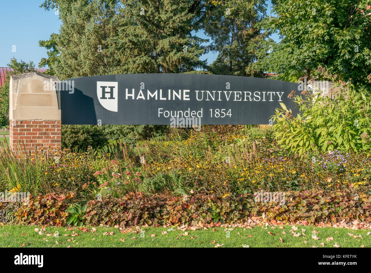 St.Paul, MN/USA, 22. September, Eingangsschild zum Campus der Hamline University. Stockfoto
