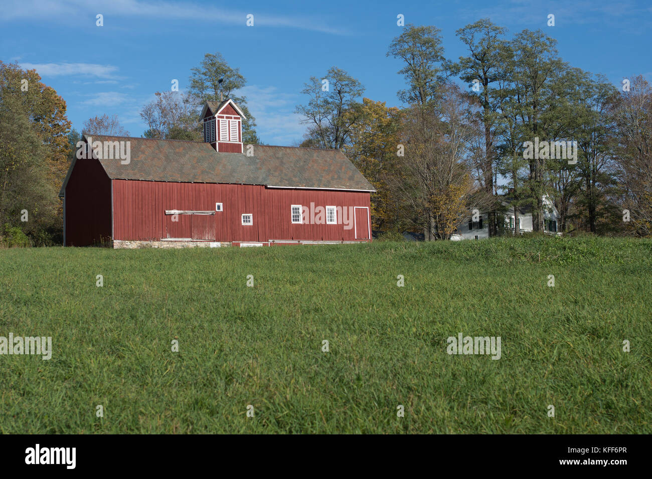 Eine rote Scheune in Vermont, USA Stockfoto