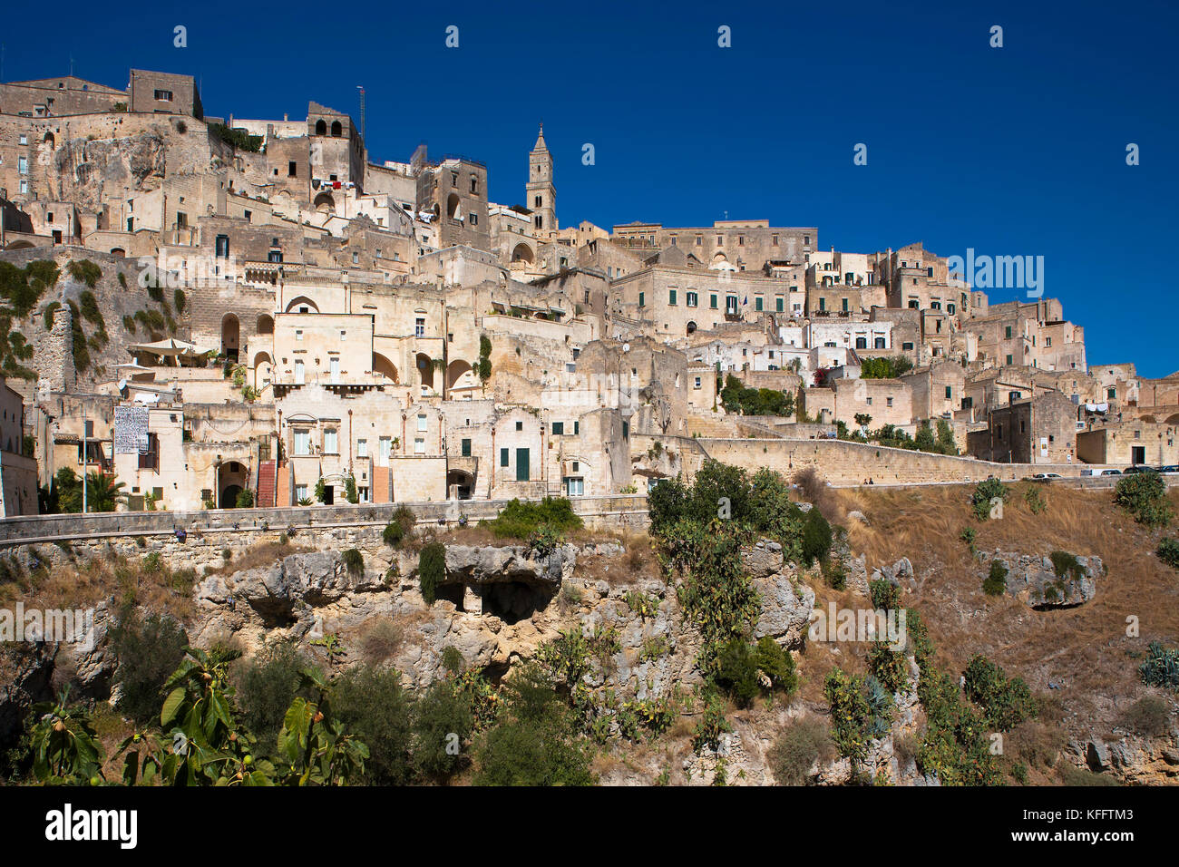 Die Sassi, von der Piazza San Pietro Caveoso, Matera, Basilikata, Italien Stockfoto