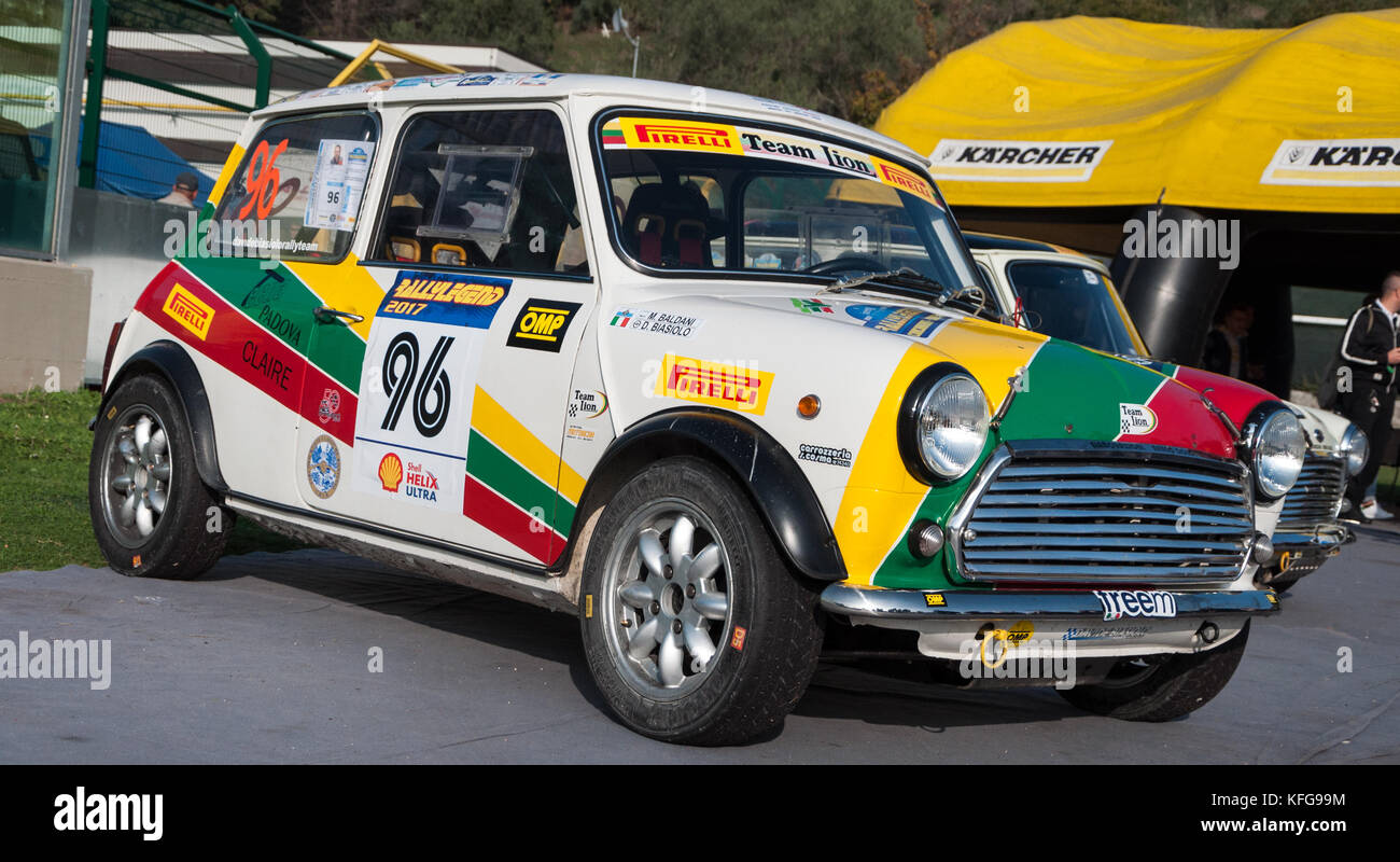 Morris MINI COOPER 1973 Rally Racing T LEGENDE 2017 SAN MARINO Stockfoto