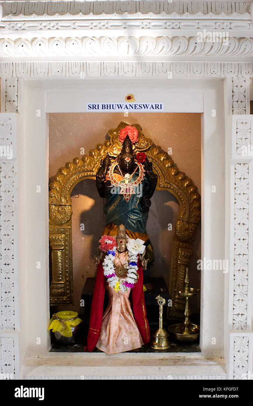 Exterieur und Interieur der Sri Murugan Tempel, Manor Park London. Stockfoto