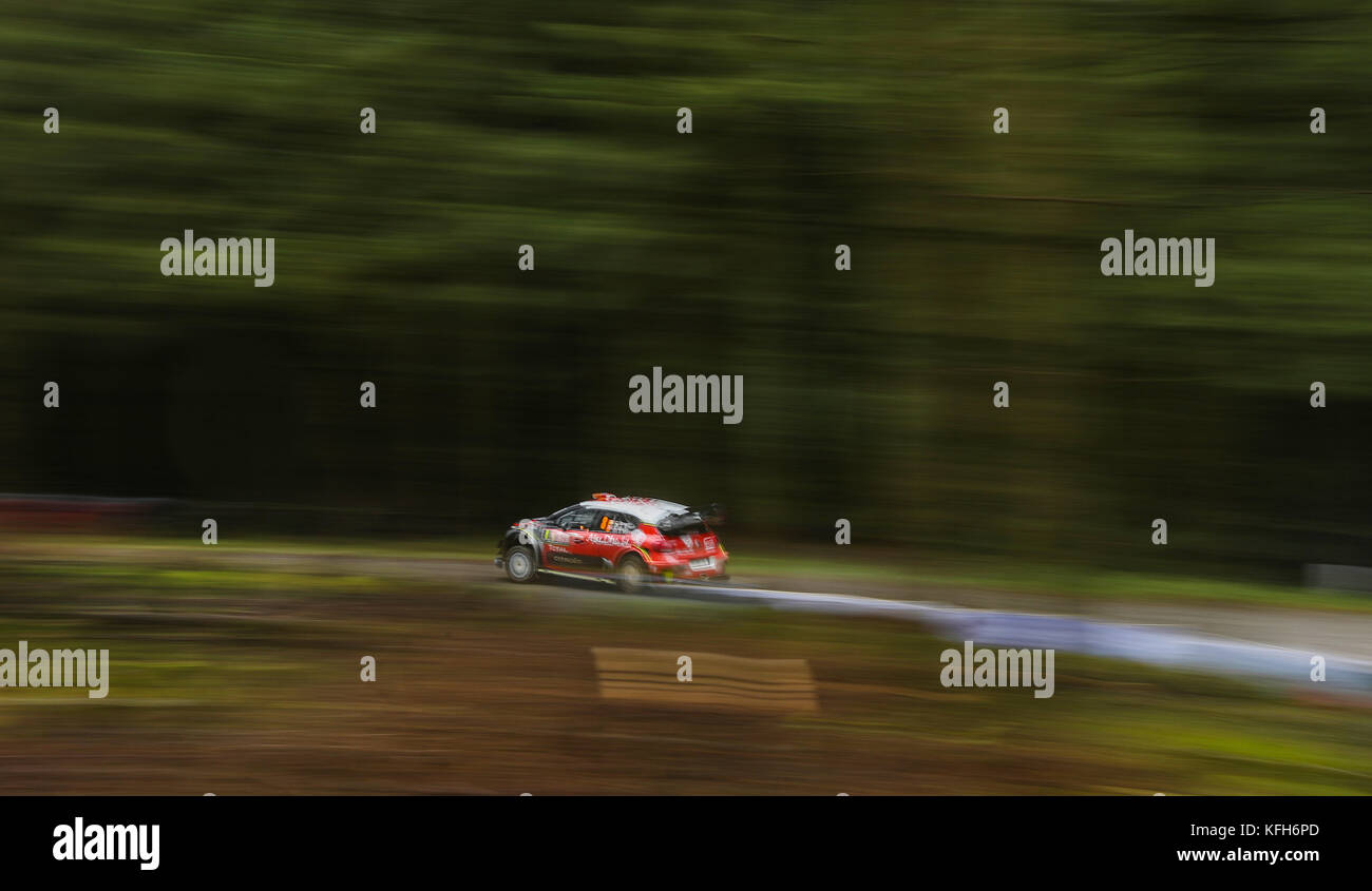 Craig Breen und Scott Martin im Rahmen ihrer insgesamt-Abu Dhabi-WRT-Rallye am vierten Tag der Dayinsure Wales Rally GB. Stockfoto