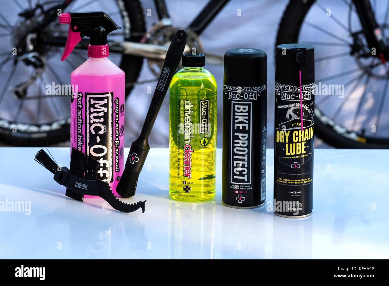 Muc off Fahrrad reinigen und schmieren Produkte, Mountainbike. Stockfoto