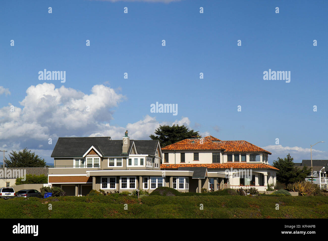 Wohnungen in der Nähe von West Cliff Drive, Santa Cruz, Kalifornien, USA Stockfoto