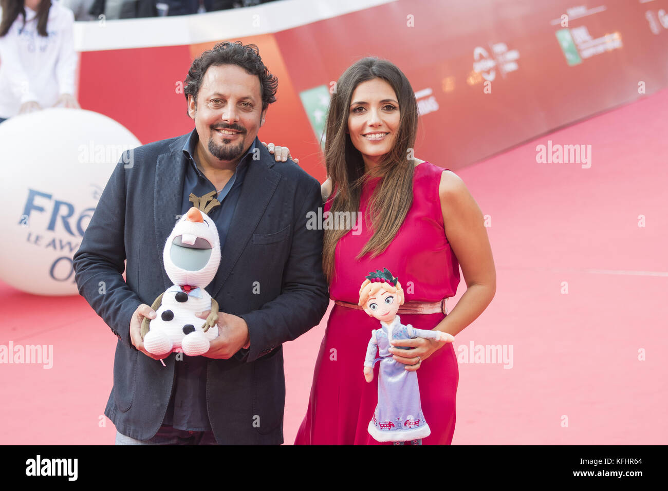 Rom, Italien. 29 Okt, 2017. Enrico Brignano und Serena Rossi während der rote Teppich von gefrorenen am 12. Rom Film Festival Quelle: Silvia Gerbino/Alamy leben Nachrichten Stockfoto