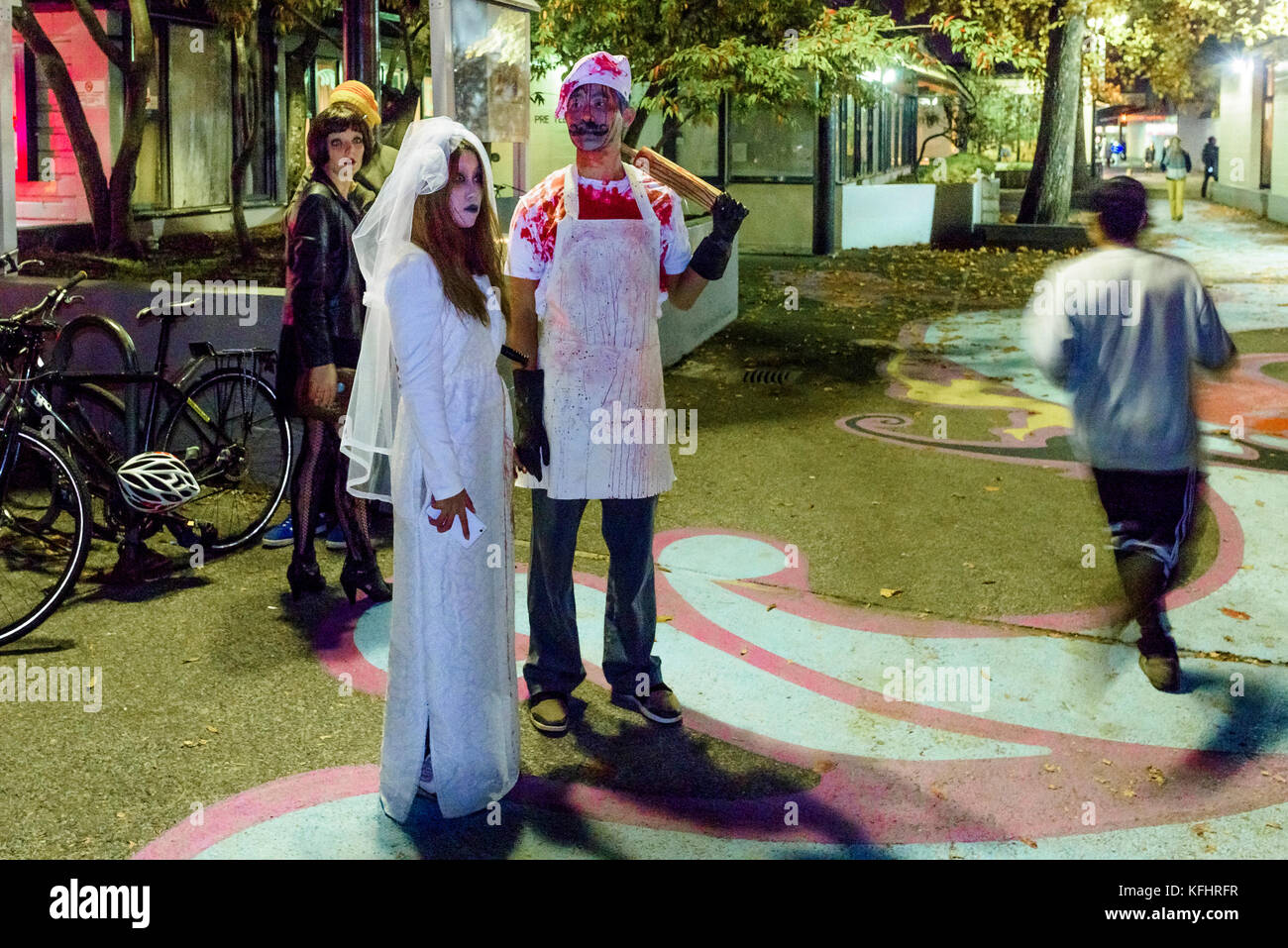 Parade der verlorenen Seelen, Commercial Drive Nachbarschaft, Vancouver, British Columbia, Kanada. Stockfoto