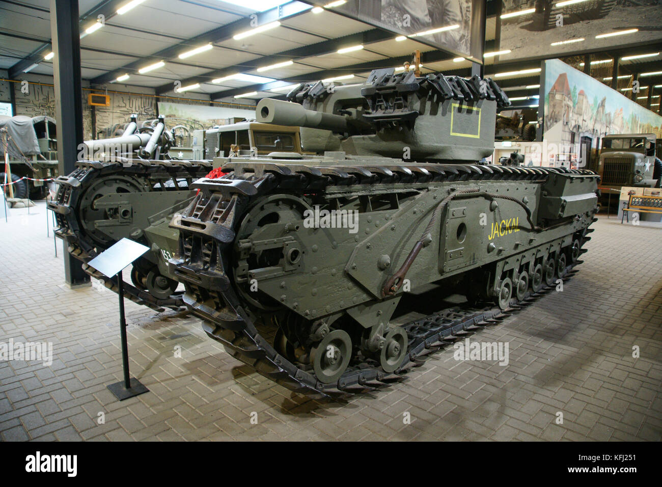 British Churchill Mk V Tank in der overloon War Museum, Niederlande erhalten Stockfoto