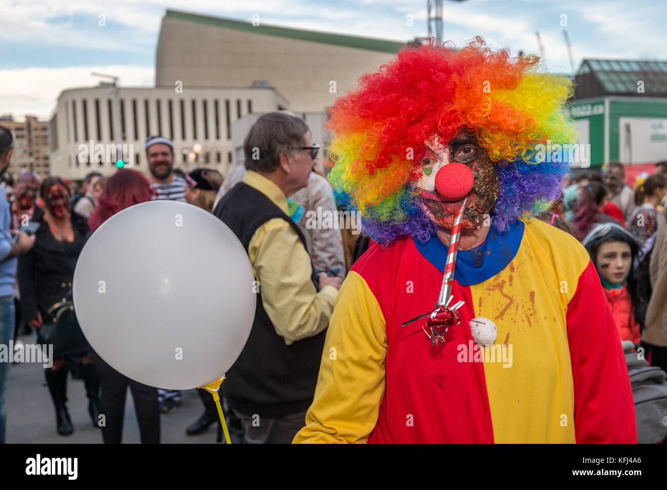 Montreal, Kanada - 28. Oktober 2017: Clown im Rahmen der Zombie Walk in Montreal Downtown Stockfoto