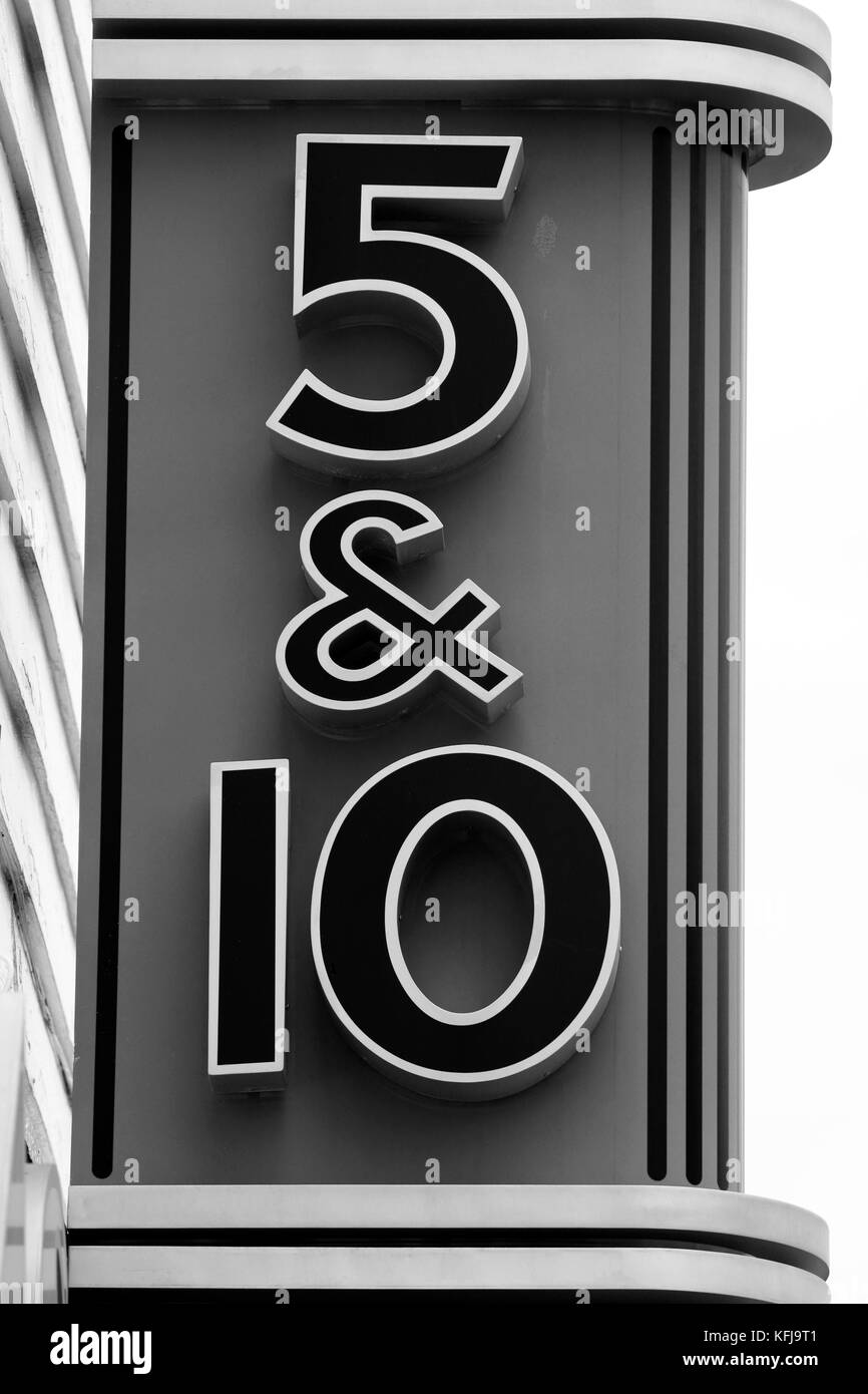 5 und 10 cent Store anmelden Stockfoto