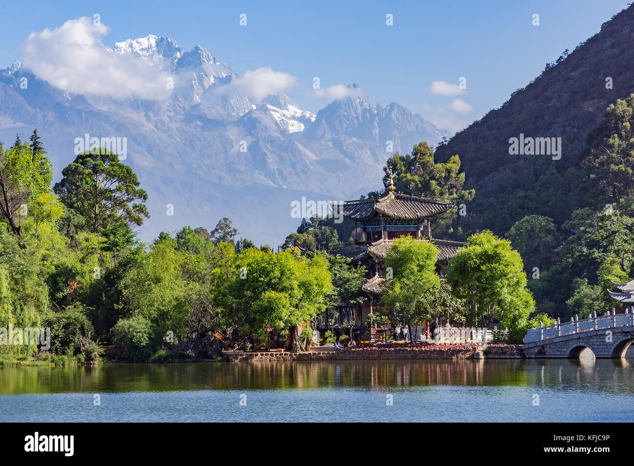 The black pool china Fotos und Bildmaterial in hoher Auflösung Alamy