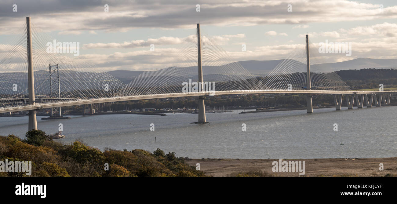 Schottland Rosyth, Blick auf die neue Queensferry crossing 2.7Km Straße Brücke zwischen Edinburgh und Fife. Die längste 3-Turm, Schrägseilbrücke Stockfoto
