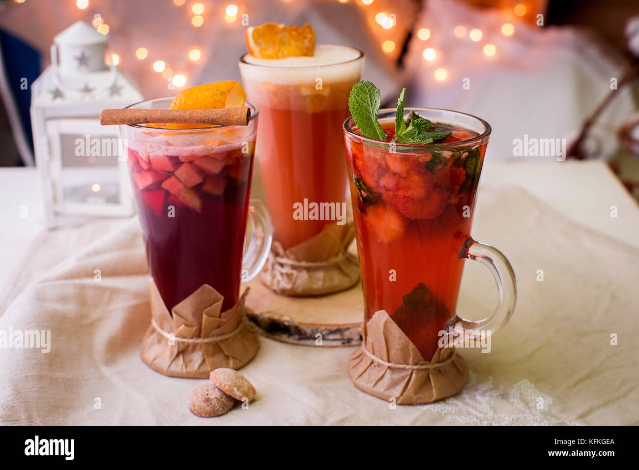 Leckere süße Getränke für Weihnachtsfeier Stockfoto