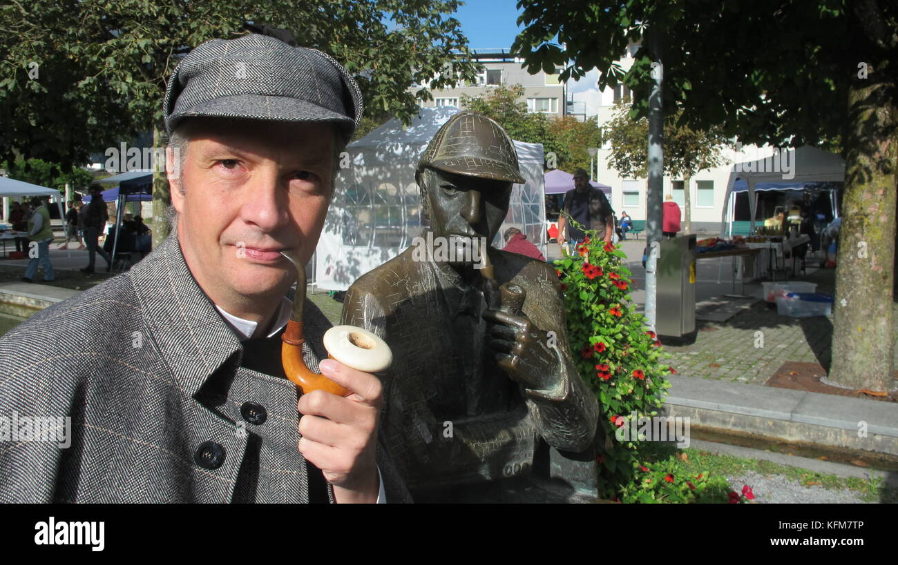 Sherlock Holmes Gesellschaft In Der Schweiz Stockfotos und -bilder Kaufen -  Alamy