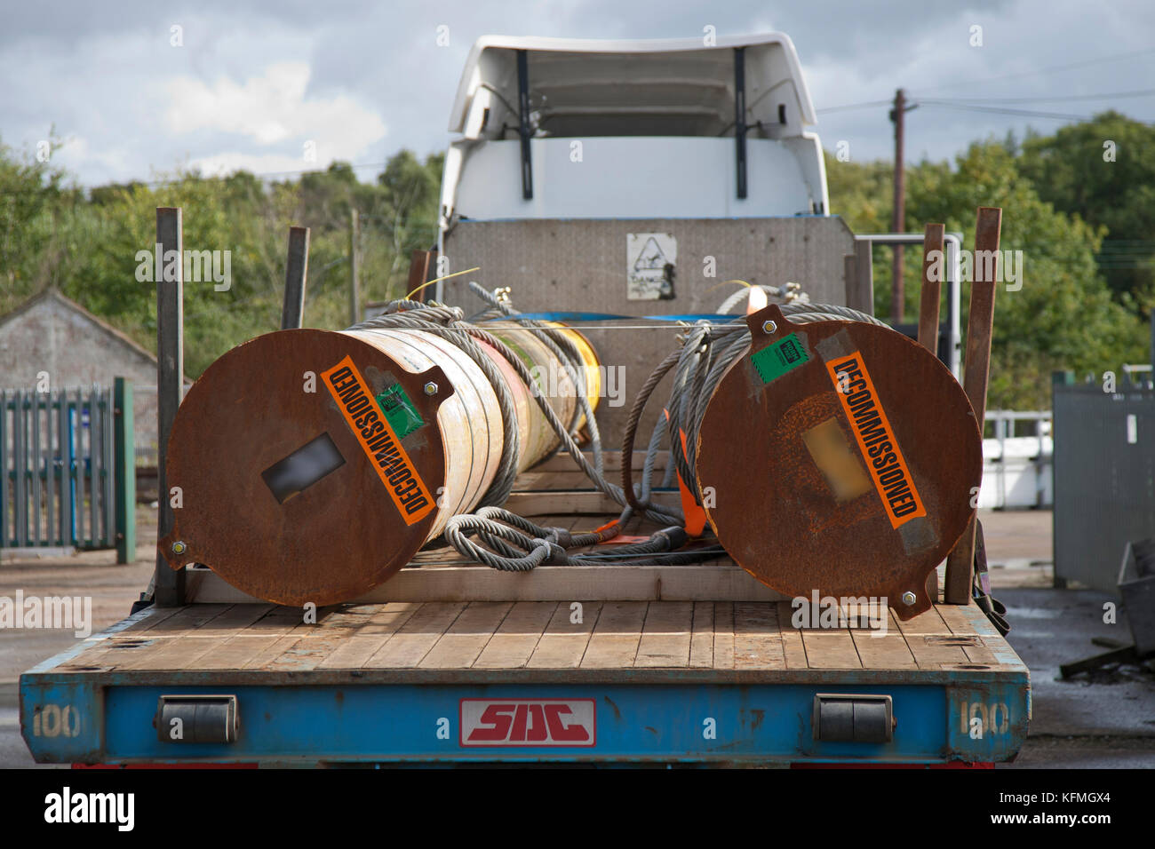 Stillgelegten Abschnitte in der Nordsee Öl- und Gasindustrie Norfolk Metallplatz in Großbritannien geliefert von ARR Craib Transport verwendet wird. Stockfoto