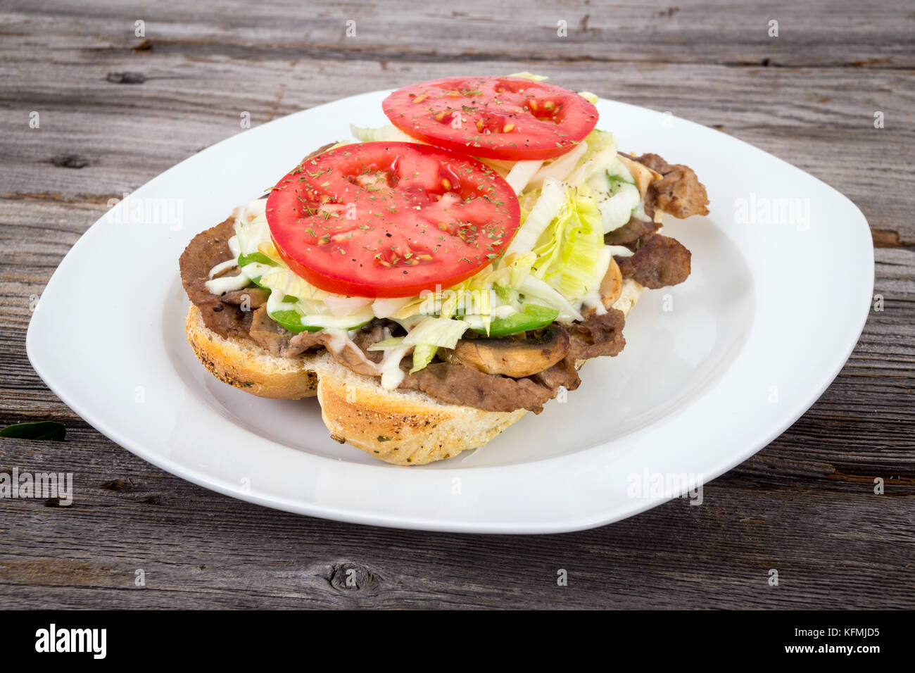 Rindfleisch sub sandwich Philly Steak mit Pilzen und Käse Stockfoto